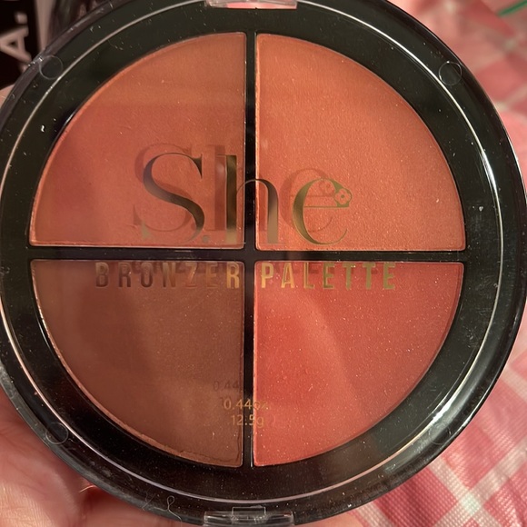 🎈SALE🎈🎀#13.MAKEUP BUNDLE🎀 - Picture 7 of 10